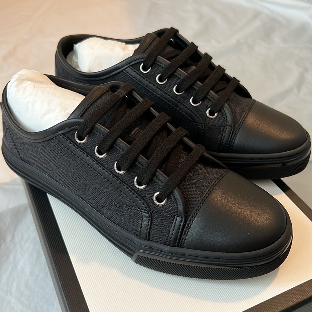 Gucci Sneakers NEVER WORN